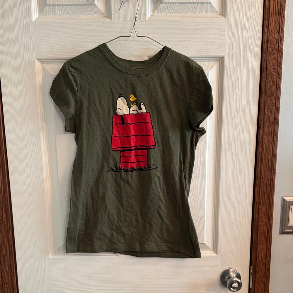 Peanuts Olive Green‎ Tee with White Snoopy & Woodstock Print